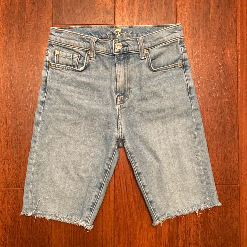 7 for all mankind cut off shorts size 26